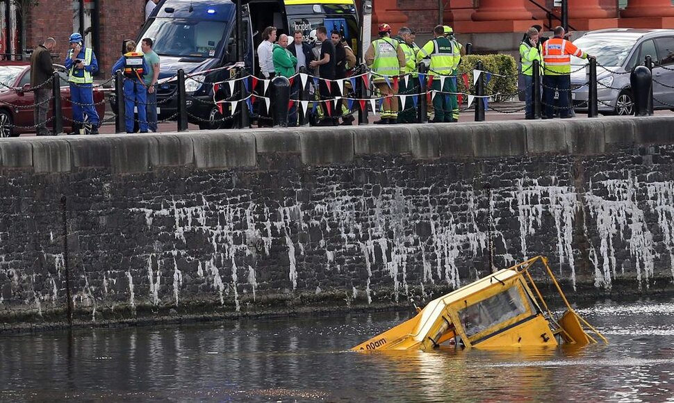 &bdquo;Yellow Duckmarine&ldquo;: autobusas amfibija