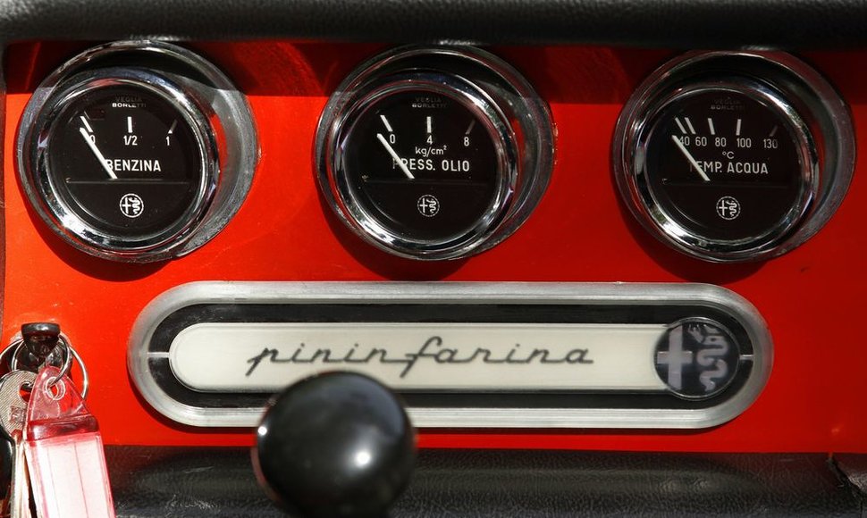 „Pininfarina“ logotipas