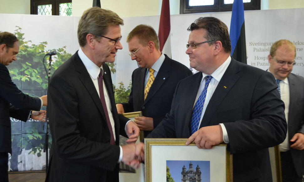 Vokietijos užsienio reikalų ministras Guido Westerwelle ir Lietuvos užsienio reikalų ministras Linas Linkevičius.
