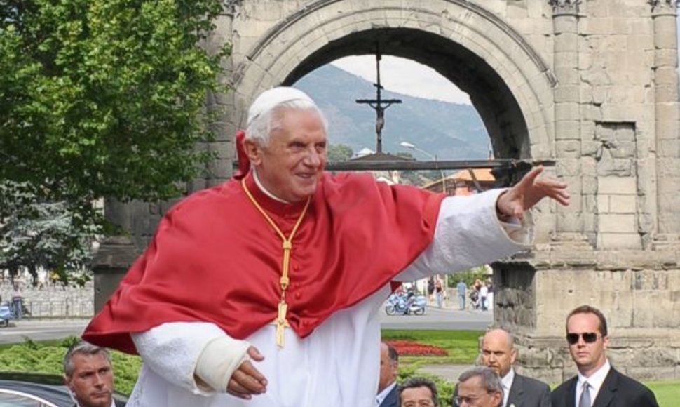 Popiežius Benedictas XVI 