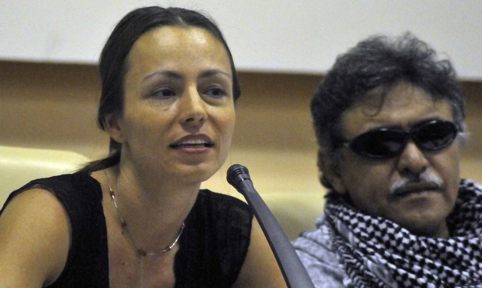 Tanja Nijmeijer  ir vadas Jesus Santrichas, FARC nariai
