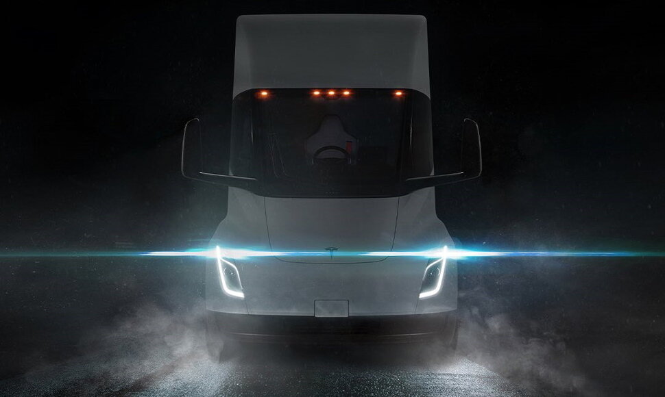 Elektrinis vilkikas „Tesla Semi“ (2022 m.)