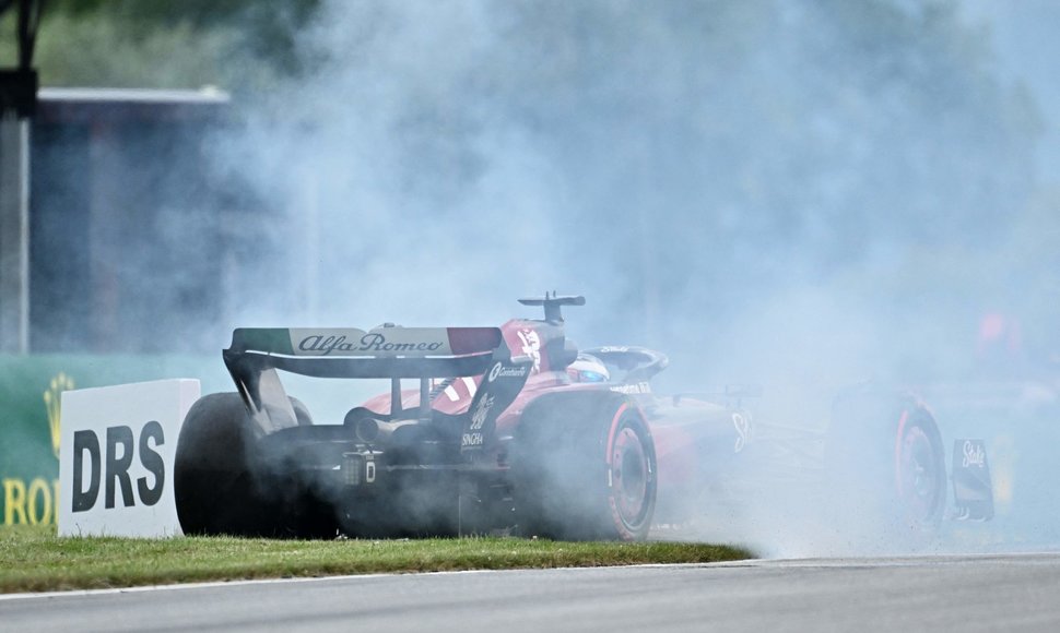 Valtteri Botto incidentas Austrijos GP kvalifikacijoje