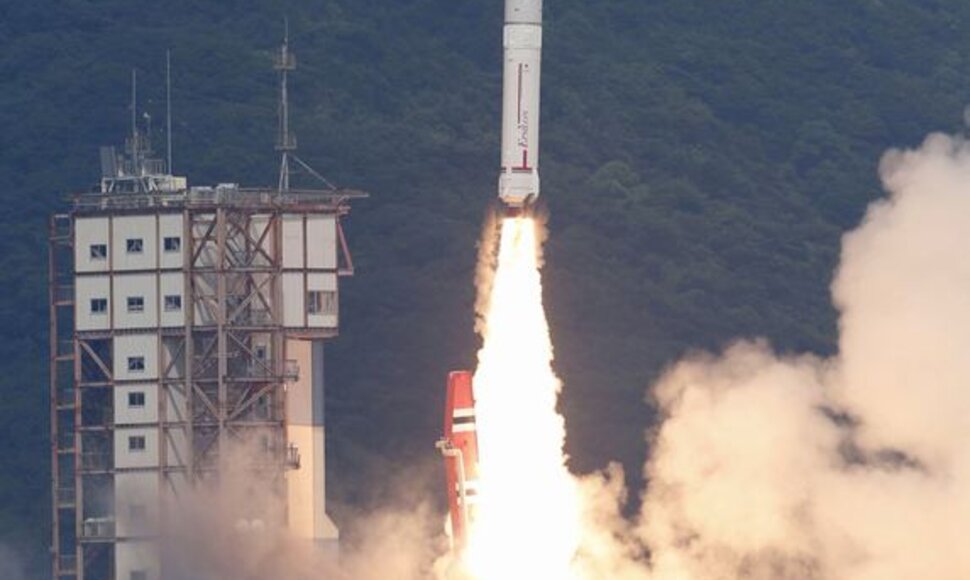 Japonijos aerokosminių tyrimų agentūra (JAXA) raketą „Epsilon“ paleido iš Učinuros kosmoso tyrimų centro Kagošimoje.