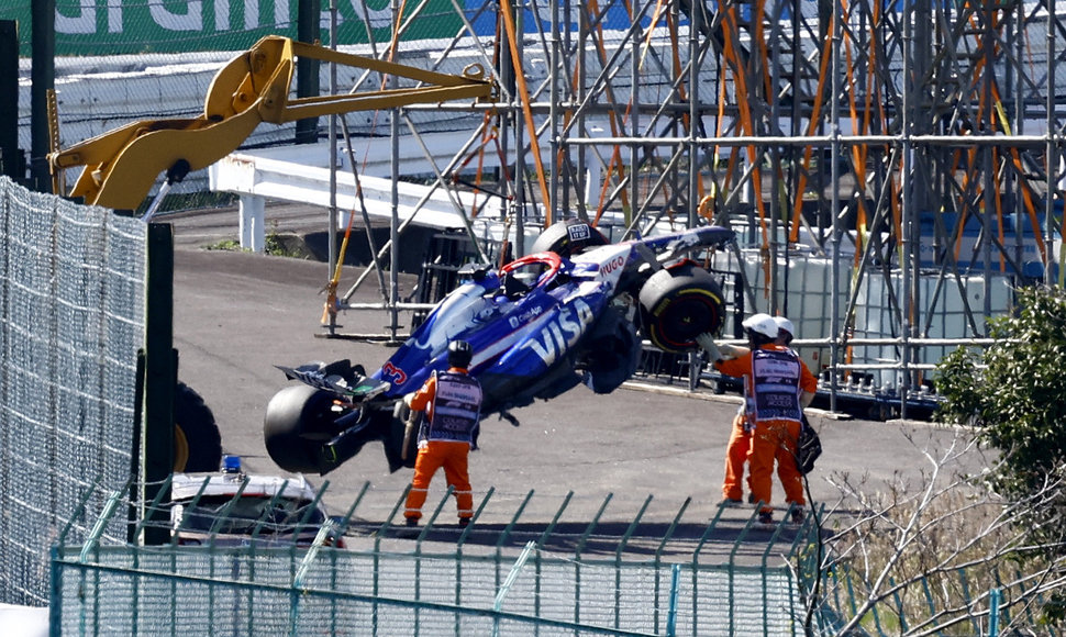 Alexo Albono ir Danielio Ricciardo susidūrimas Japonijos F1 lenktynėse