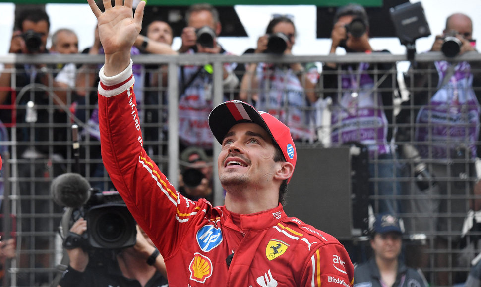 Monako F1 lenktynes laimėjo Charlesas Leclercas