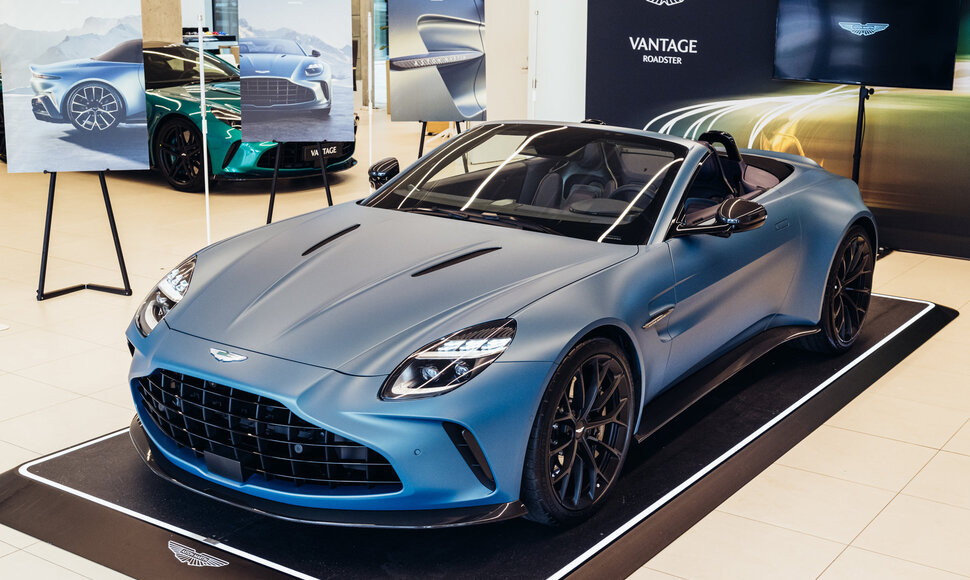Aston Martin Vantage Roadster pristatymas Vilniuje