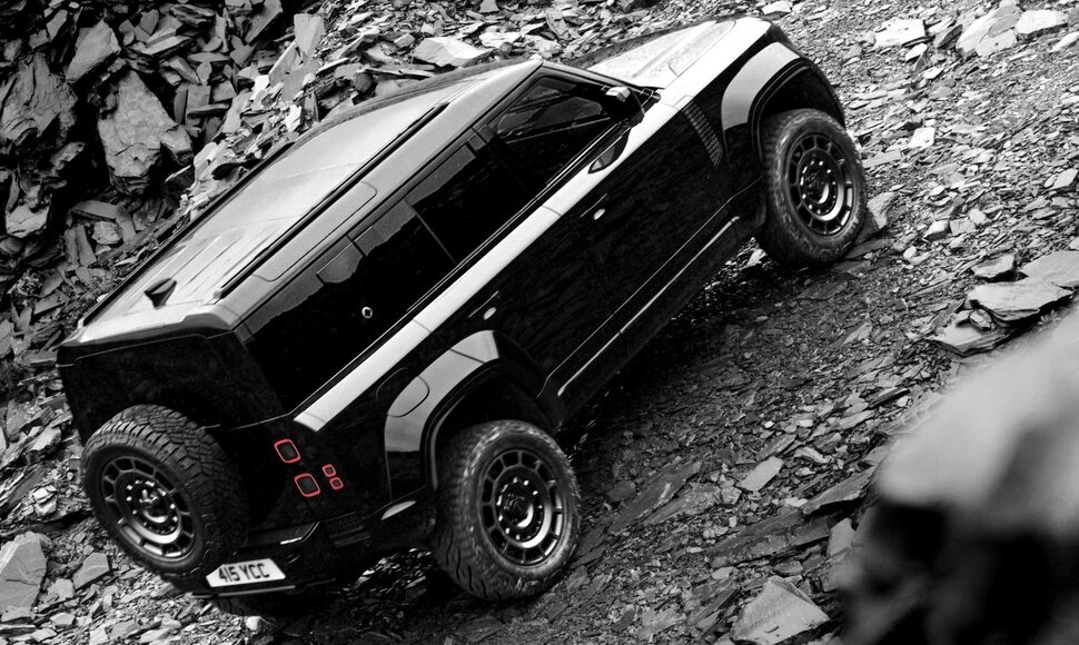 &bdquo;Defender OCTA Black&ldquo; 