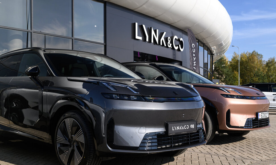 „Sostena“ atvėrė oficialios „Lynk & Co“ automobilių atstovybės duris