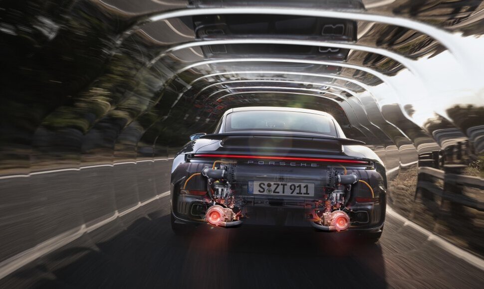 Porsche 911 Turbo S (2025)