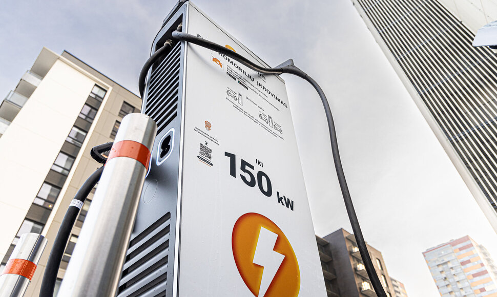 Įkrovimo stotelė (Elektrum Drive)