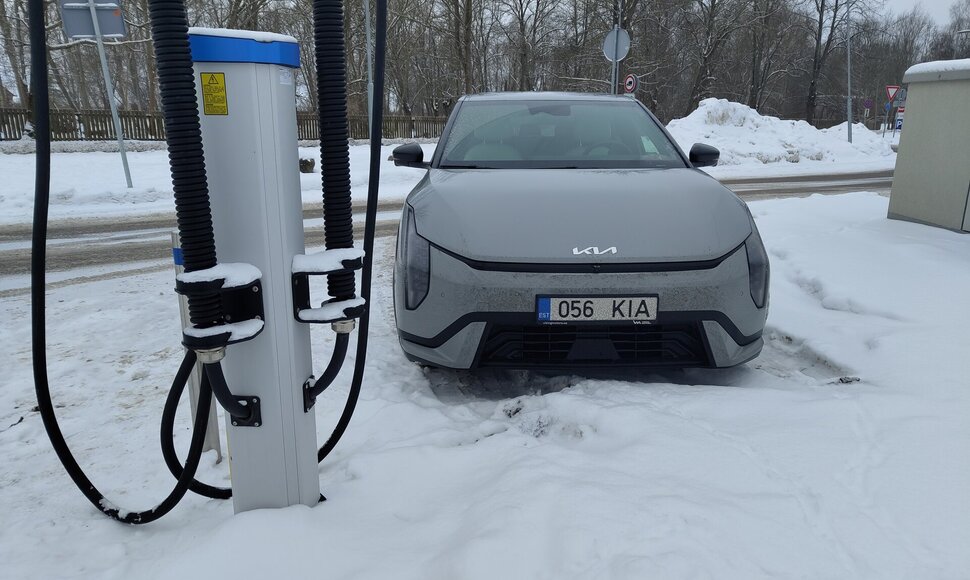 Dariaus Grinbergo kelionė KIA EV4