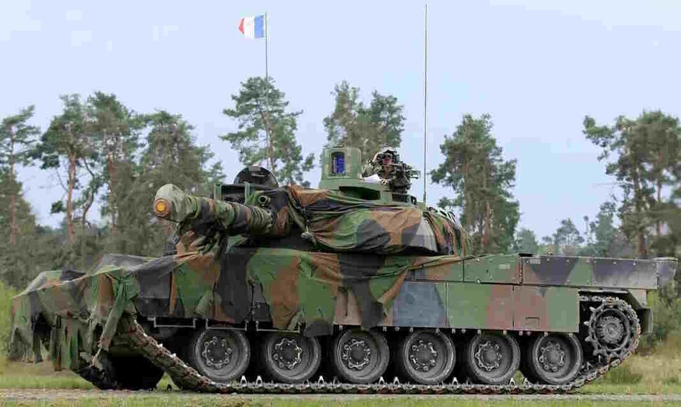 Prancūzų pagrindinis kovos tankas Leclerc. (Staff Sgt. Kathleen Polanco; 7th Army Training Command, Wikimedia)