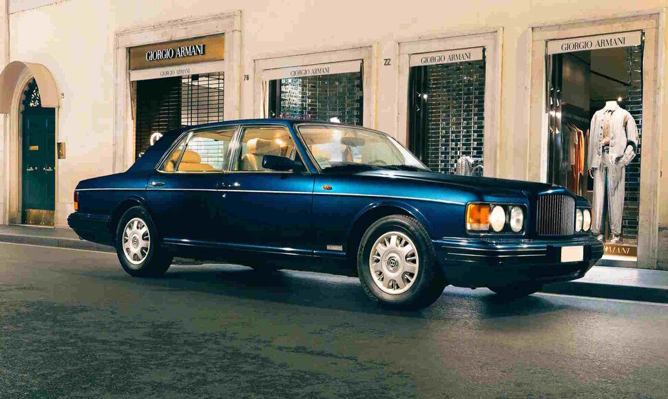 1996 metų &bdquo;Bentley Brooklands&ldquo; priklausė Giorgio Armani 