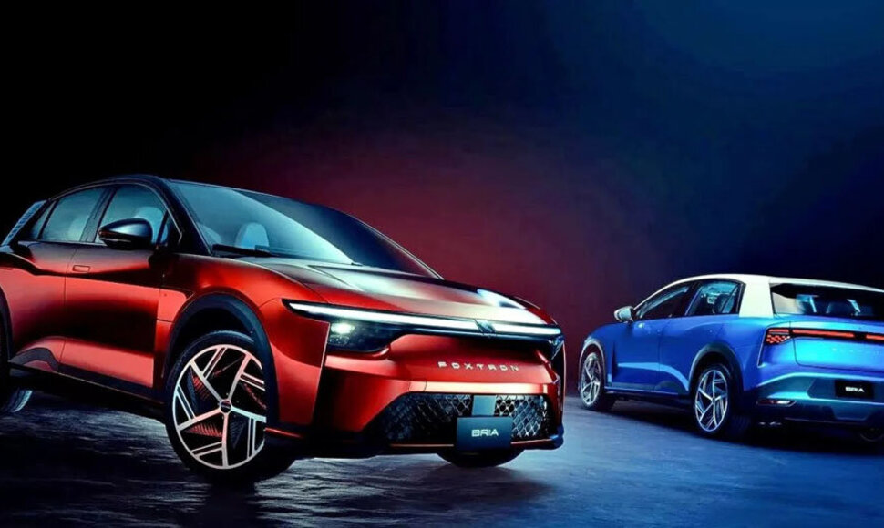 Automobilio pagrindu bus naudojamas „Foxconn“ gaminamas „Foxtron Bria“.
