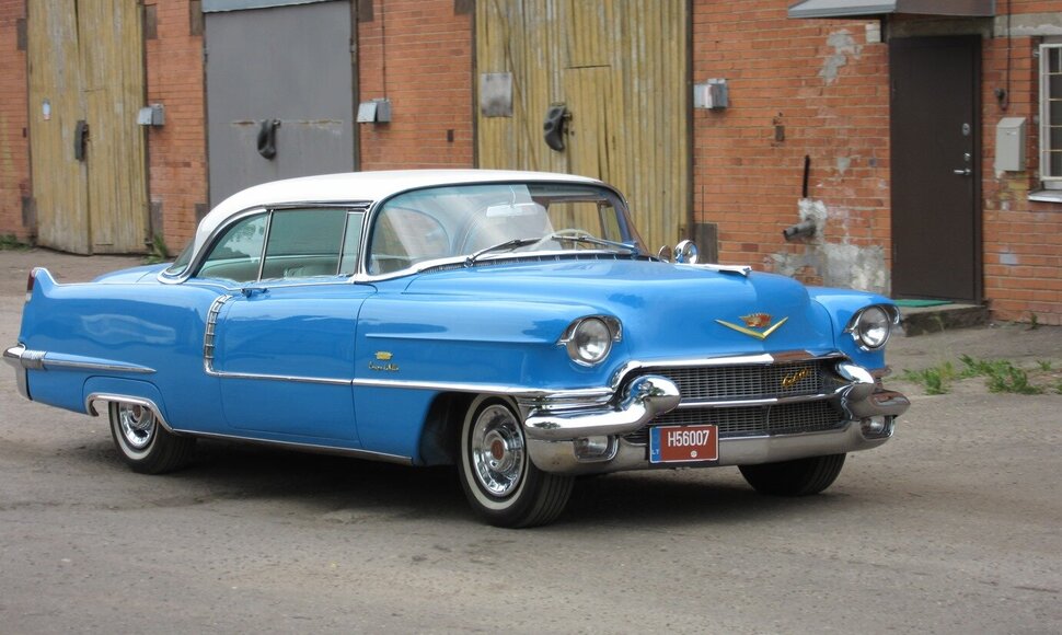 Cadillac De Ville, 1956 m.