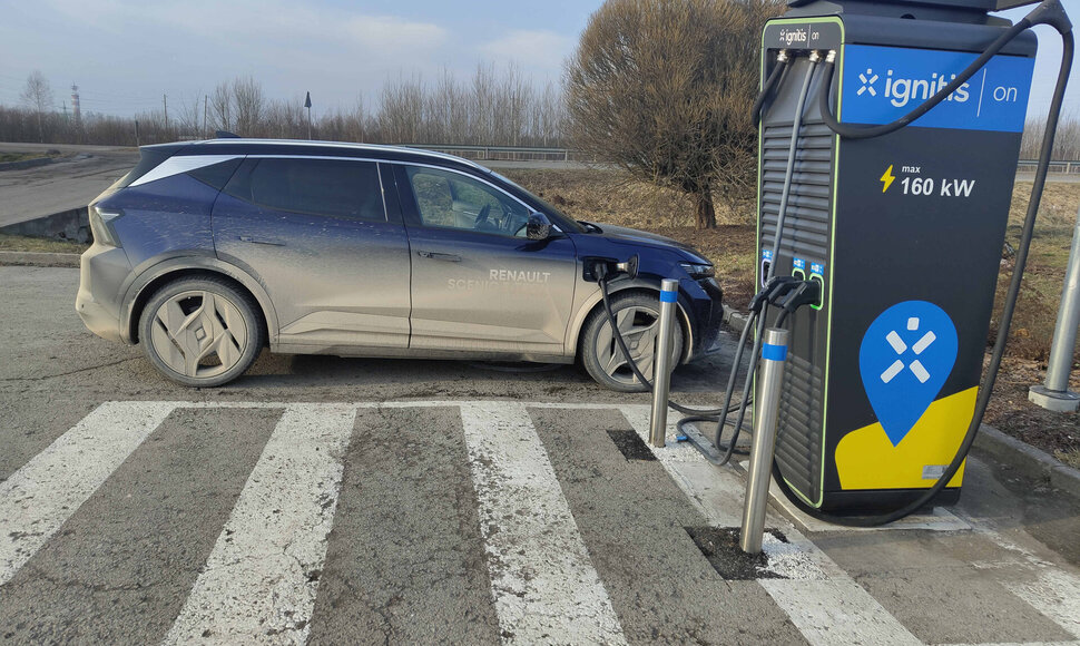 Dariaus Grinbergo kelionė elektromobiliu „Renault Scenic“ į Latviją