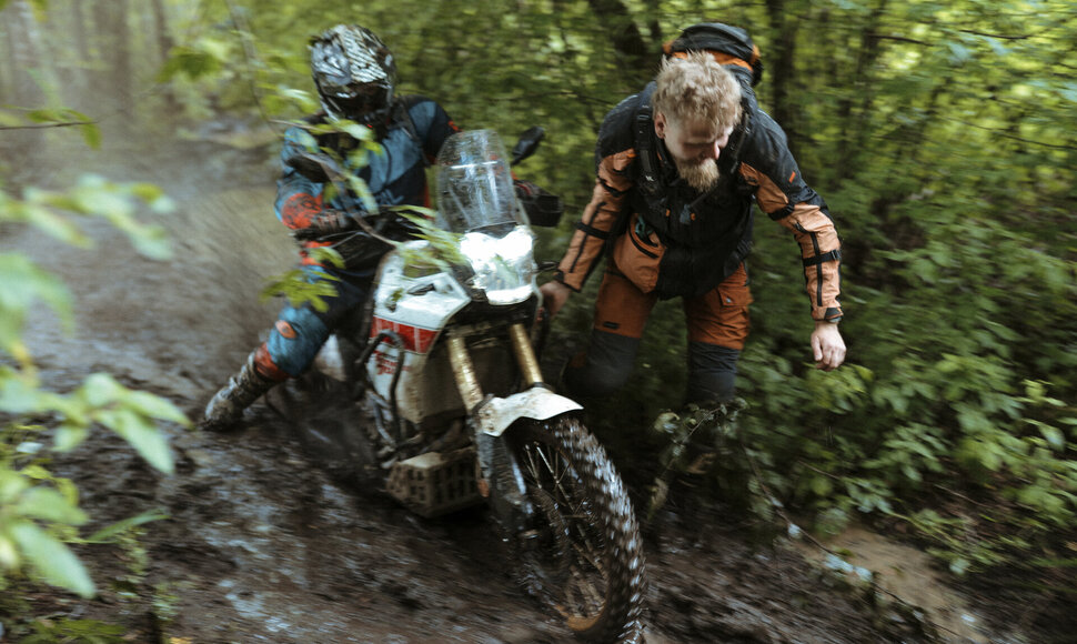 APL: kelionė motociklu aplink Lietuvą