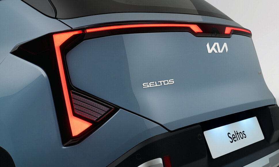 Kompaktiškas miesto visureigis „Kia Seltos“ (2026)