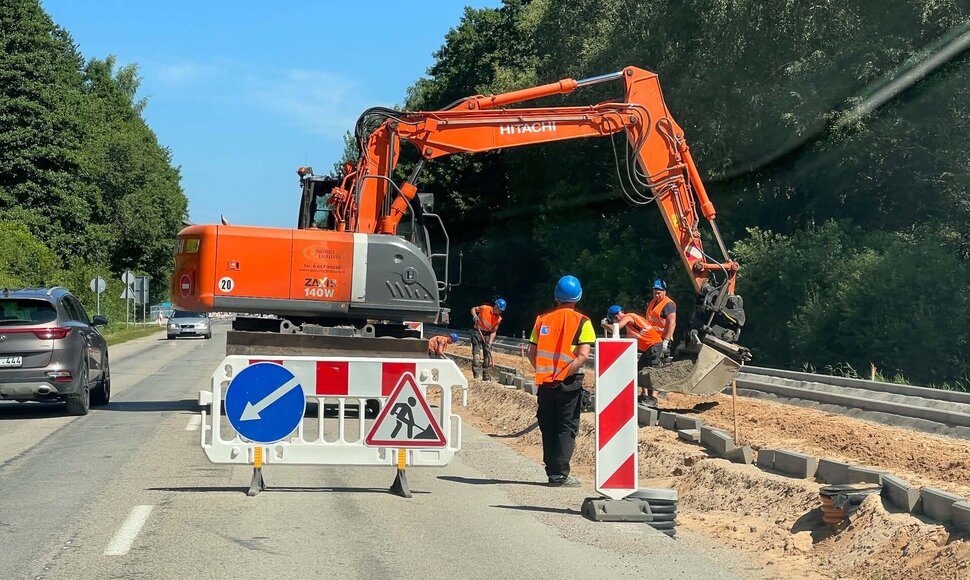 Spūstys prie Palangos dėl kelio remonto
