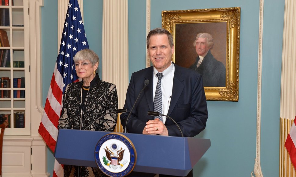 JAV ambasadorius Matthew Tuelleris su žmona DeNeece