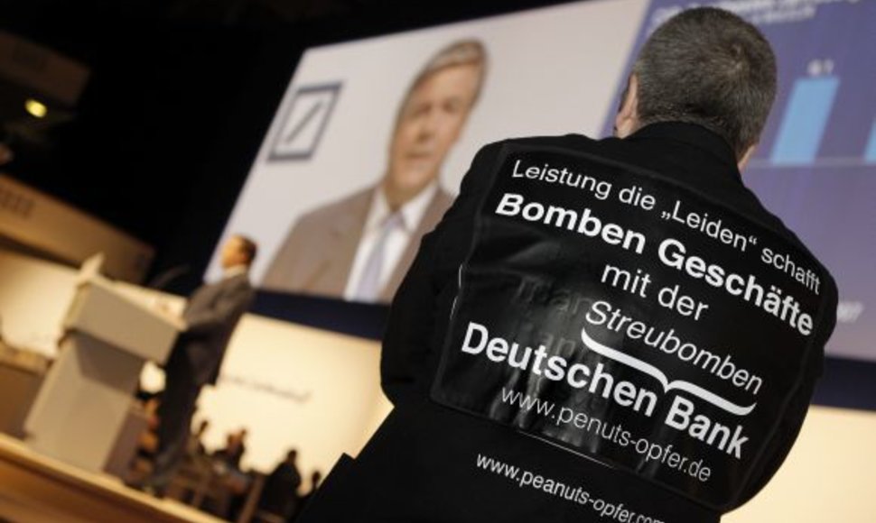 „Deutsche Bank“ vadovui Josefui Ackermannui atsiųsta bomba