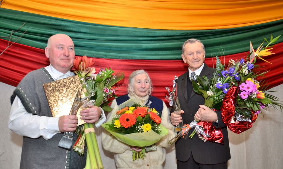 Šių metų „Laisvės angelo“ apdovanojimų laureatai (iš kairės): Romas Mazėtis, Gabrielė Bačanskienė ir Jaunius Augustinas