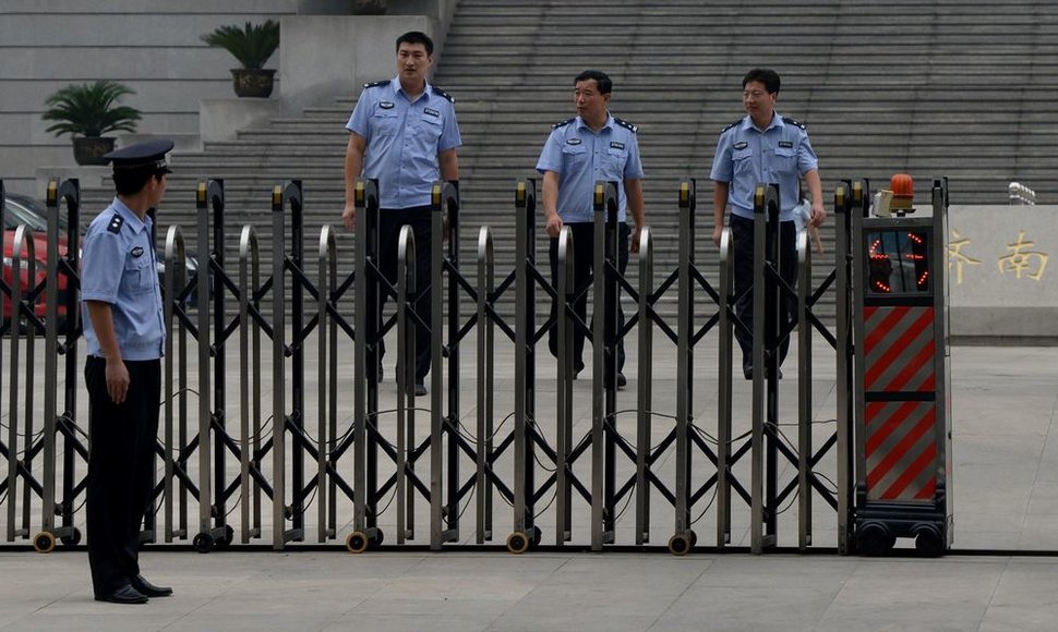 Kinijos policininkai