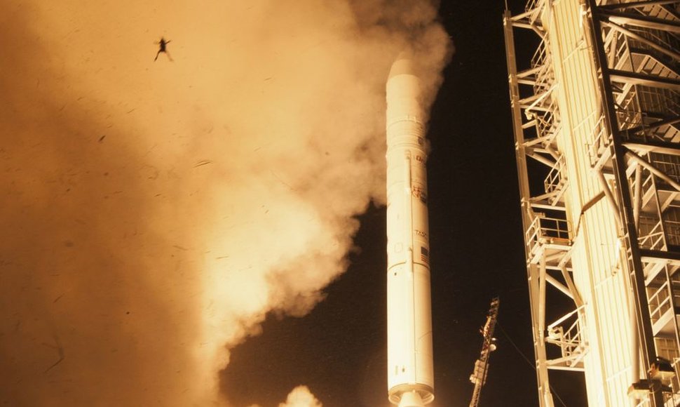 Greta „Minotaur V“ raketos savarankiškai startavo varlė.