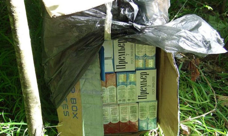 Per valstybės sieną permestos cigaretės