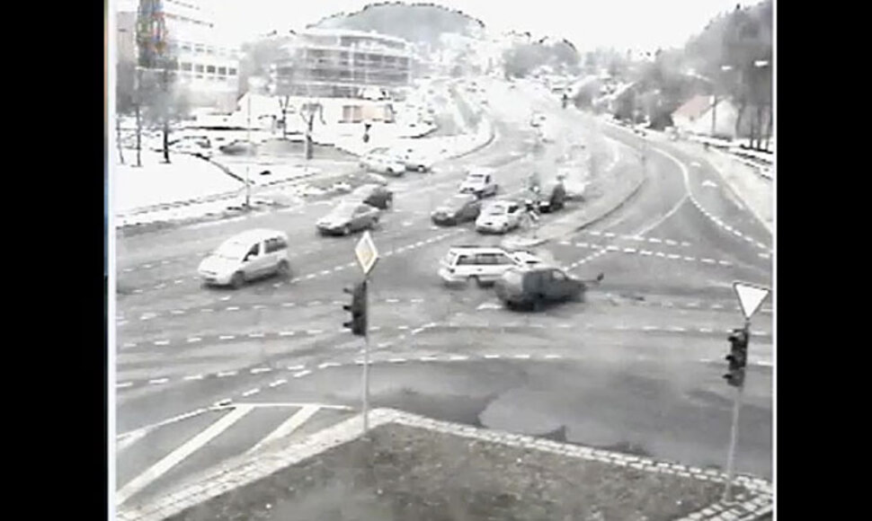 Automobilių susidūrimas