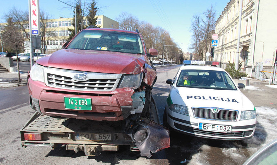 Įvykio vietoje Vilniuje, Mindaugo g.