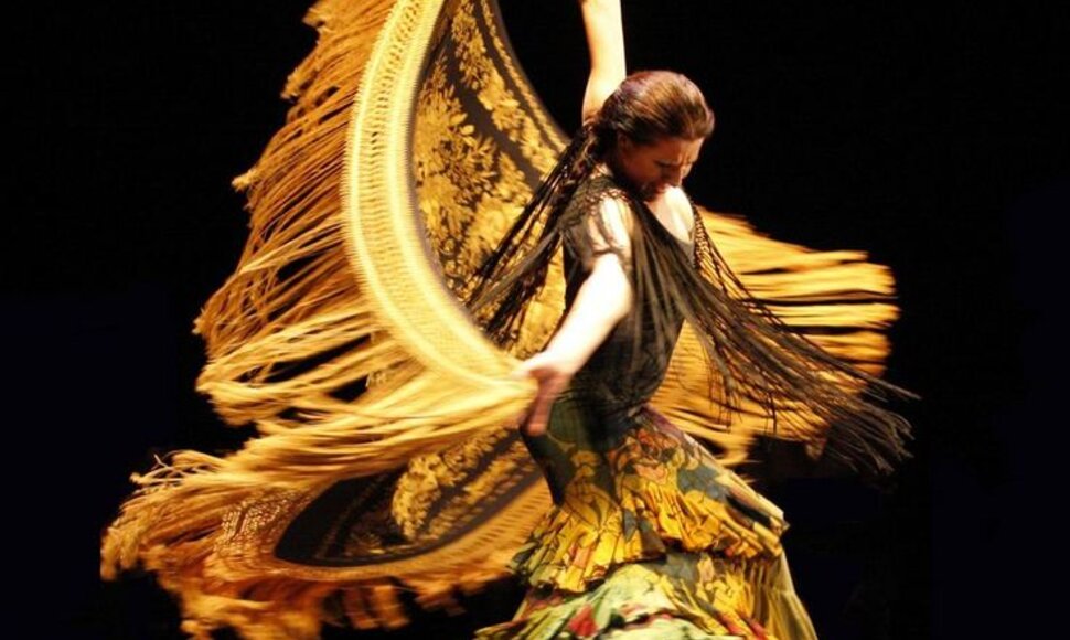  Flamenko &scaron;okėja Maria Pag&egrave;s             