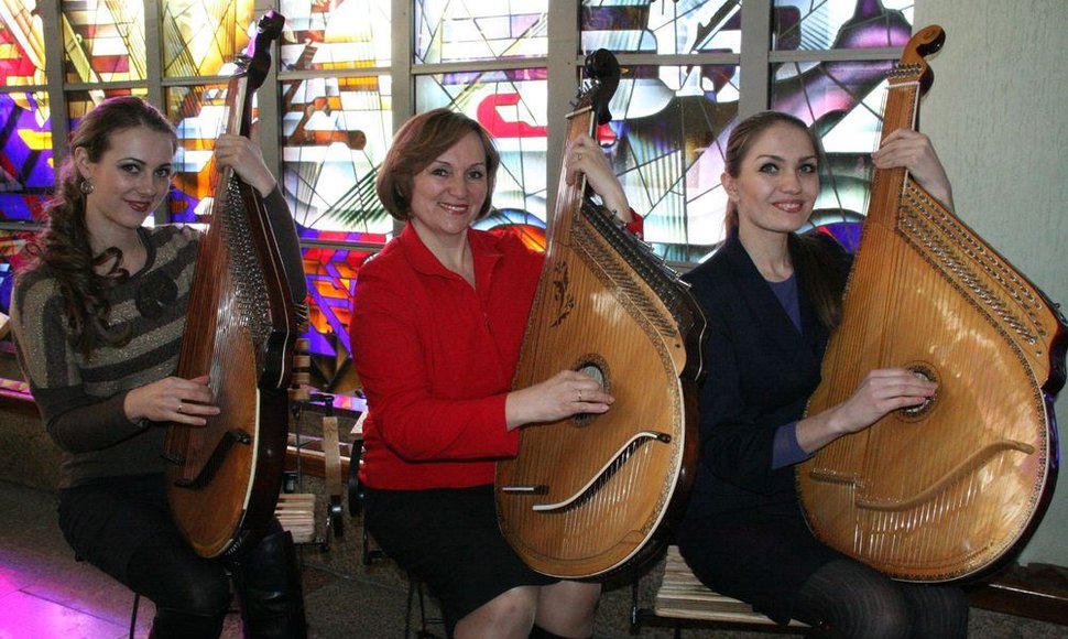 Tarptautinio liaudies instrumentinės muzikos festivalio „Rido 2013“ dalyvės