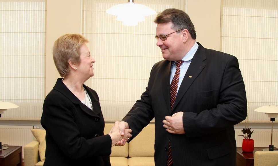 Linas Linkevičius su Airijos ambasadore Lietuvoje Philomena Murnaghan