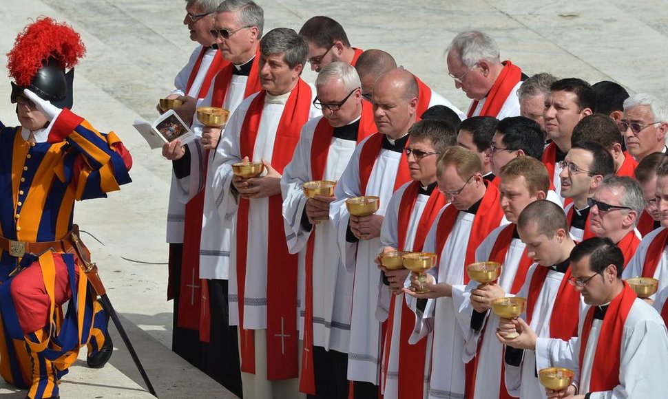 Popiežius Pranciškus Verbų sekmadienio mišiose bei procesijoje