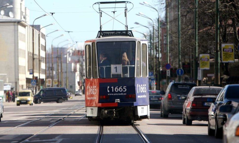 Varšuvos centre susidūrė du tramvajai.