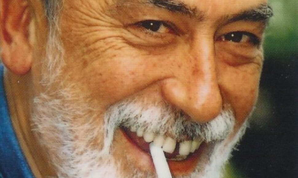 Vachtangas Kikabidzė – profesionalus estrados dainininkas, kino aktorius, scenaristas, kino režisierius, daugelio dainų autorius.