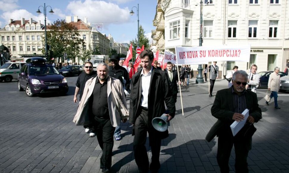 Politikai nepraleido progos pasinaudoti suirute auk&scaron;tojo mokslo reformoje.