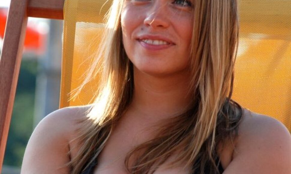 Beata iškrito iš žaidimo.