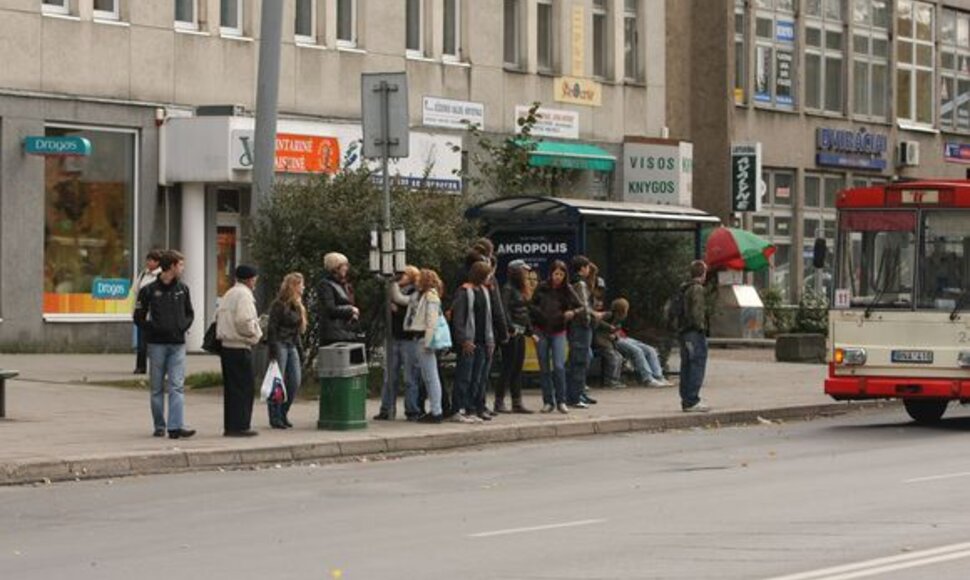 Siekdami optimizuoti viešojo transporto maršrutus, vykdomos keleivių apklausos.