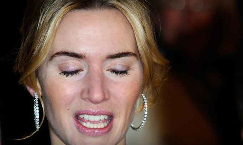 K.Winslet usnūdo per filmo premjerą. 