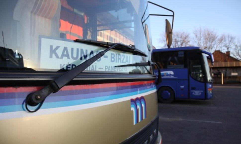 Per Kalėdas lankyti gimines, gyvenačius kituose miestuose, bus brangiau.