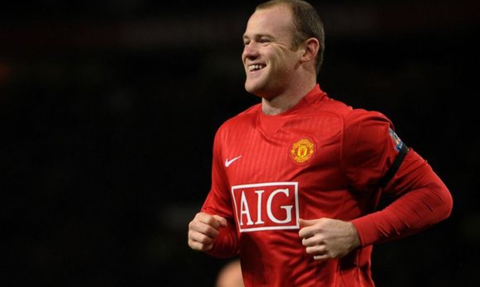 W.Rooney pelnė įvartį, bet jo pasirodymas dėl traumos truko vos 8 minutes