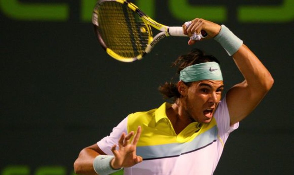 R.Nadalis turėjo vargo su varžovu aštuntfinalyje.