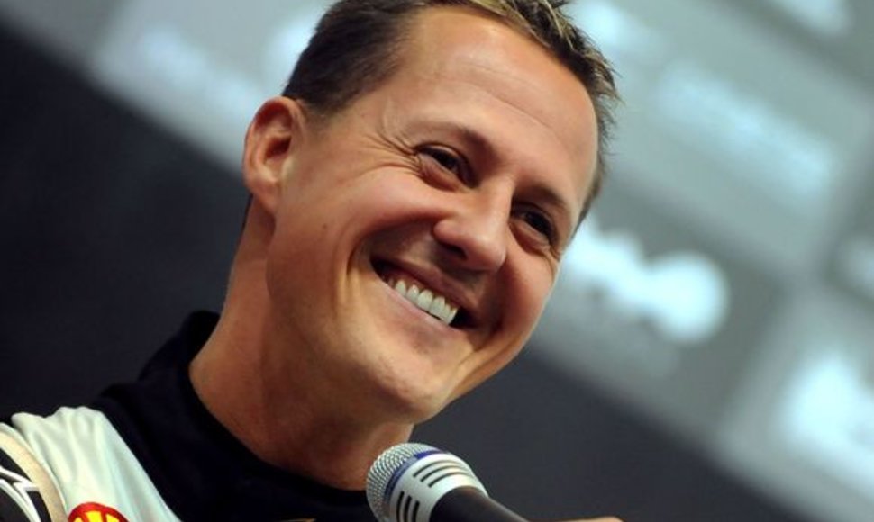 Nerimsta kalbos apie M.Schumacherio grįžimą