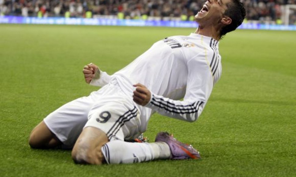 C.Ronaldo švenčia įvartį