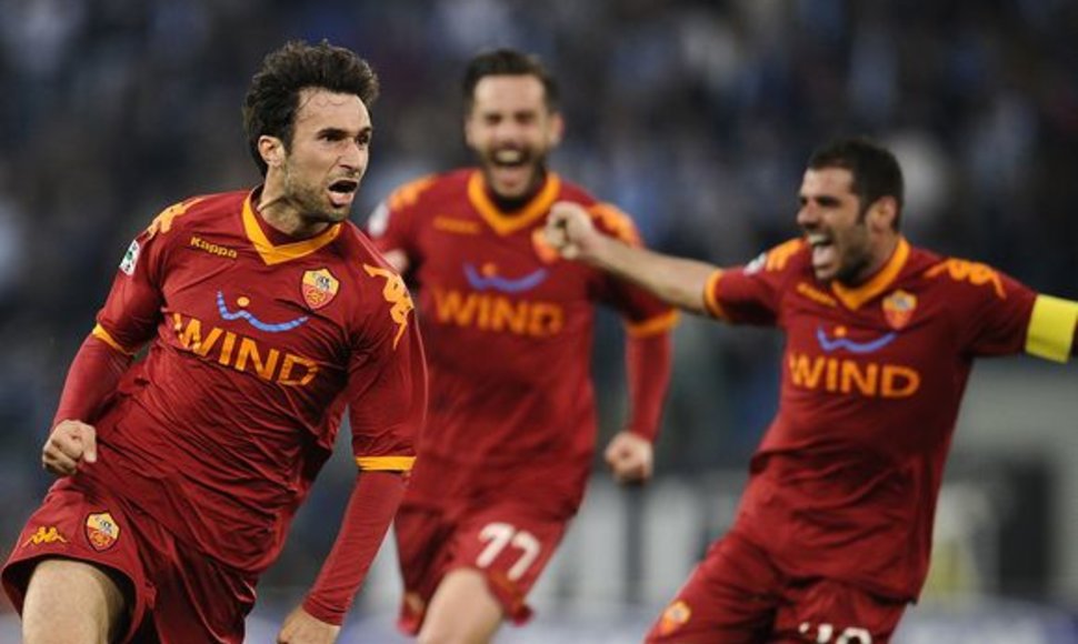 „Roma“ futbolininkai džiaugiasi pergale