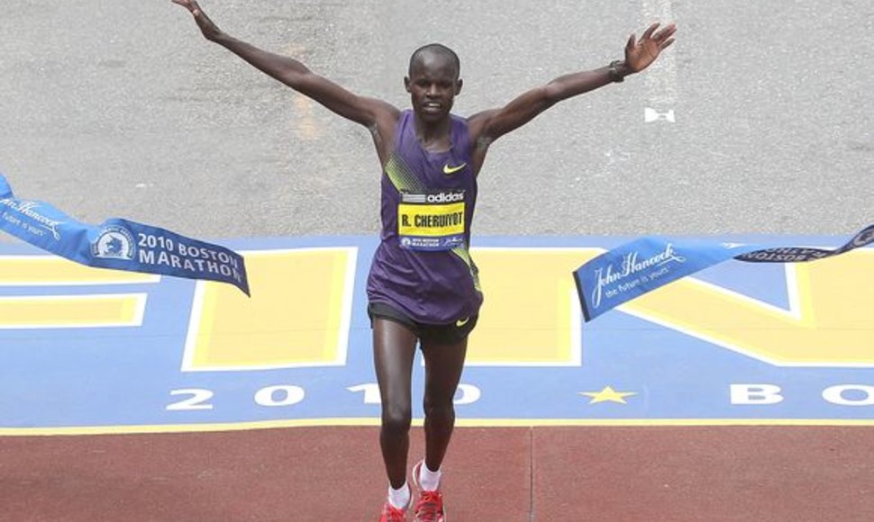 R.Cheruiyotas tapo Bostono maratono rekordininku