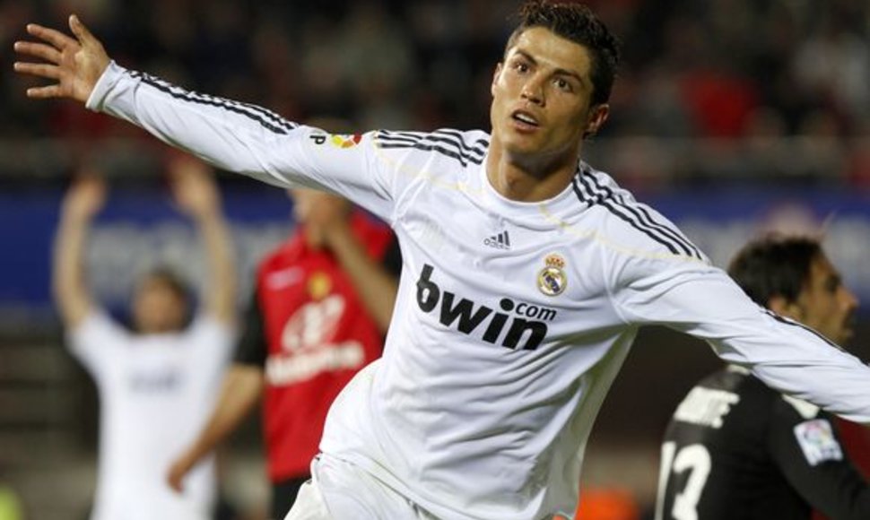 C.Ronaldo nugalėtojams pelnė tris įvarčius